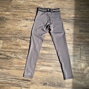 Onset Women's Charcoal Jeggings